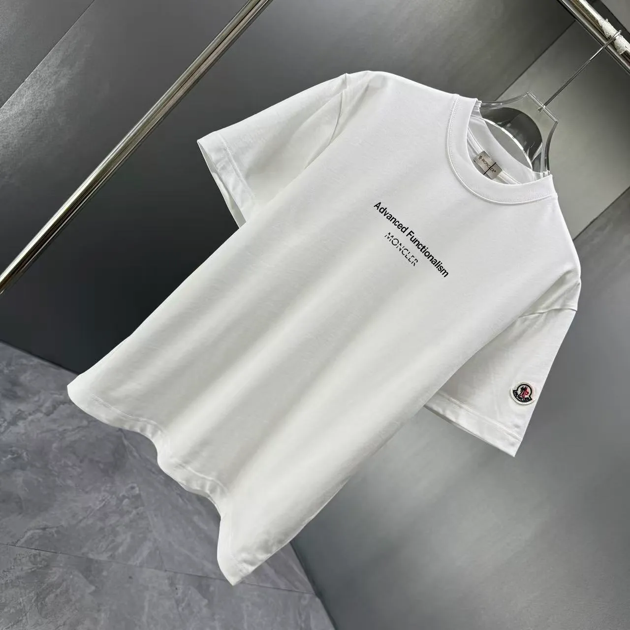 MONCL* * 2026 New Arrival T logo ：Black White Bright Red Dark Blue Sizes：S M L XL XXL